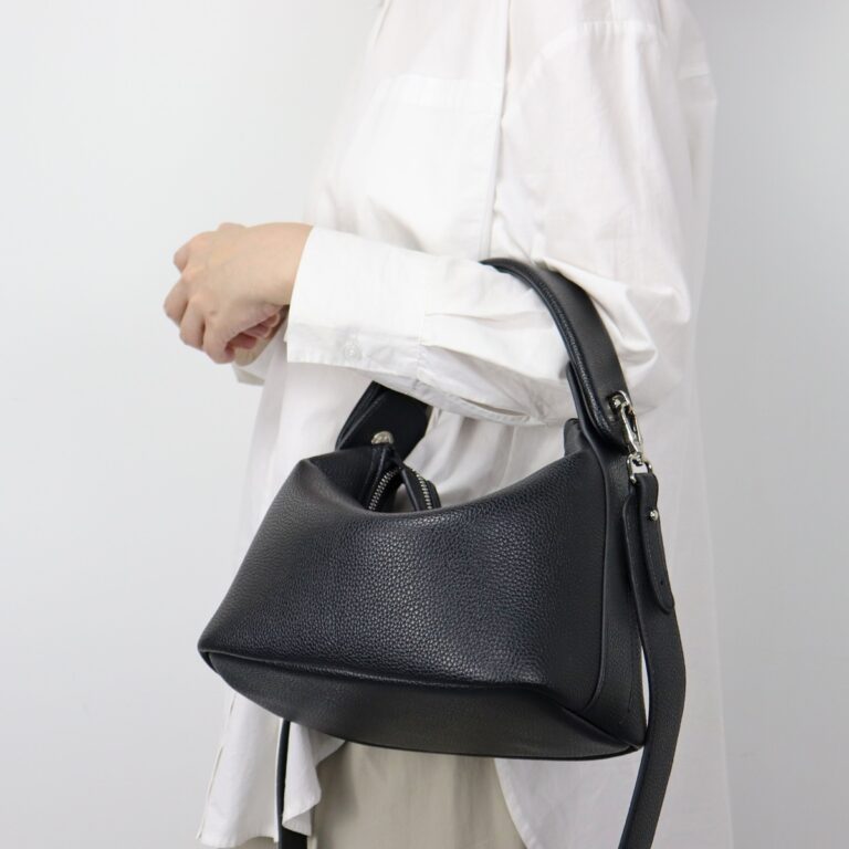 Ariana Black Slouchy Leather Bag – Wide Crossbody Strap by LUNÉA