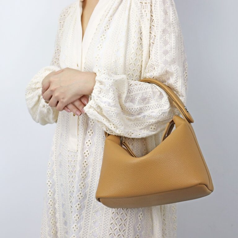 LUNÉA Ariana Bag in Camel – Genuine Leather Slouchy Design with Sculpted Top Handle