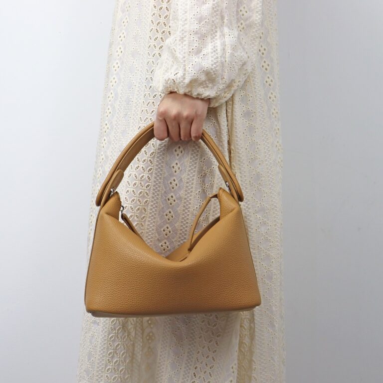 LUNÉA Ariana Bag in Camel – Genuine Leather Slouchy Design with Sculpted Top Handle