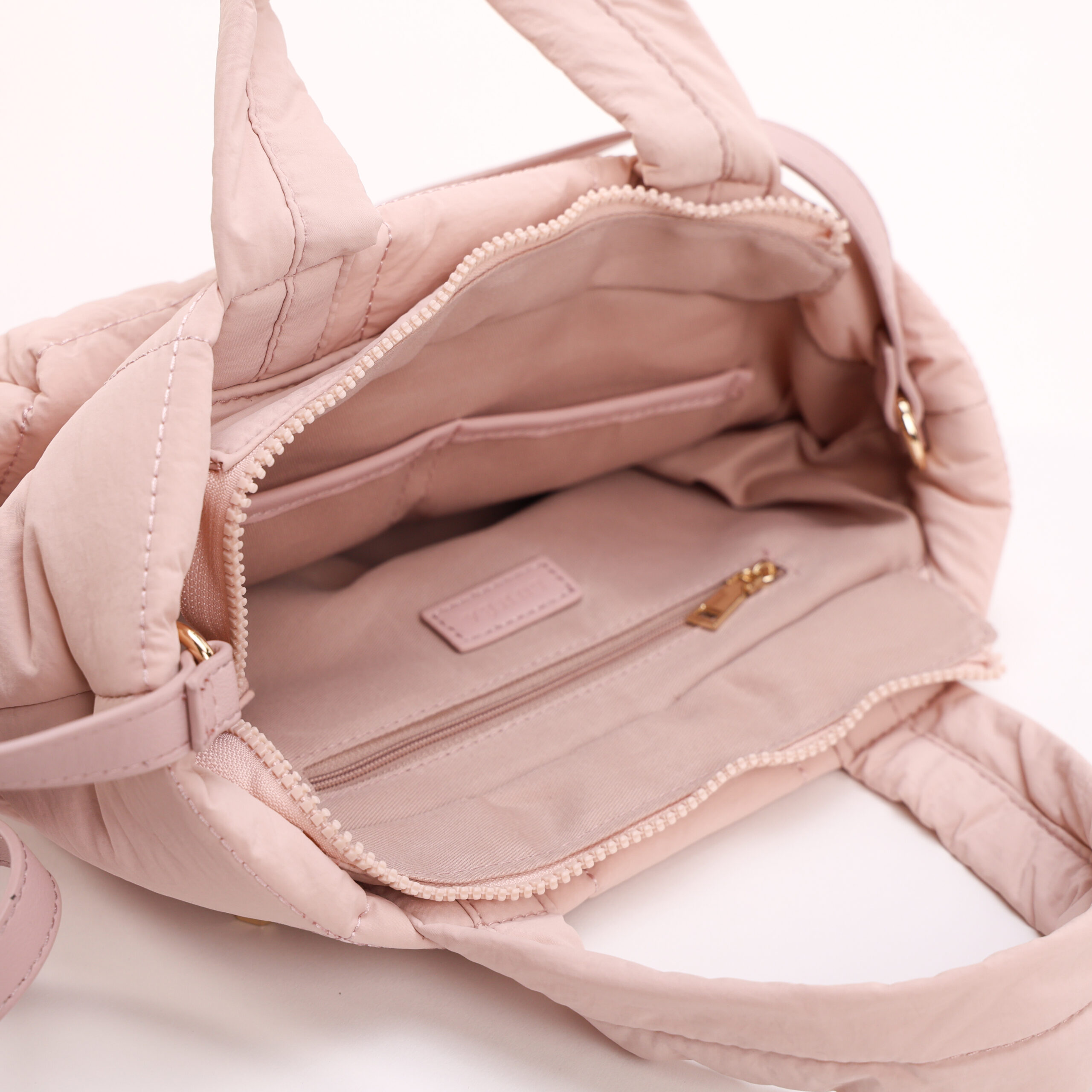The Cloudé Tote - Blush (free mini pouch) - Image 7